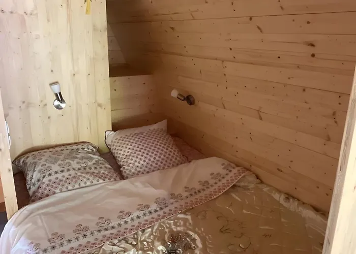 Forestiere En Bois *